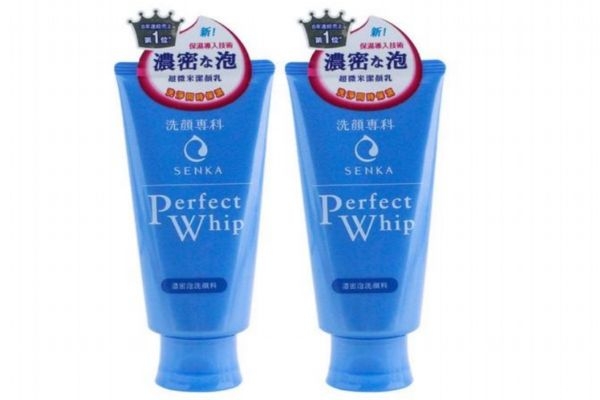 皮膚愛出油應該用什么洗面奶 油性皮膚的洗面奶選擇