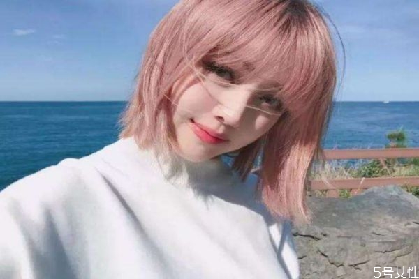 皮膚黑適合什么發色 適合黑皮膚女生的發色