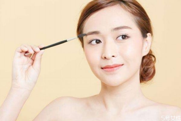 為什么t字區毛孔粗大 t字區毛孔粗大的原因