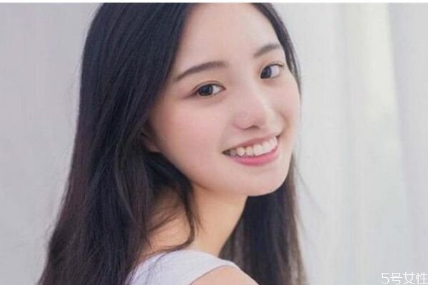 悶騷男喜歡你的表現 怎么分辨悶騷男是不是喜歡你