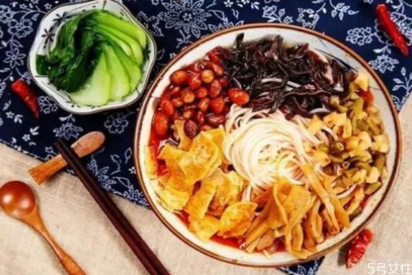 螺螄粉發臭可以吃嗎 螺螄粉發臭是因為壞了嗎