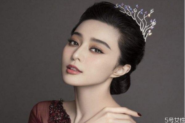拱形眉適合什么臉型 拱形眉和上挑眉有什么區別