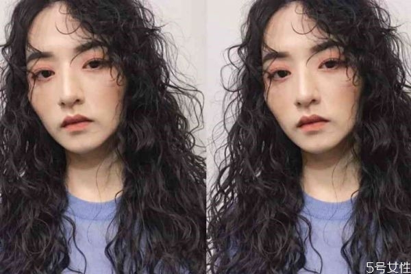 頭發剛洗完就油怎么回事 洗完頭一天就油怎么回事