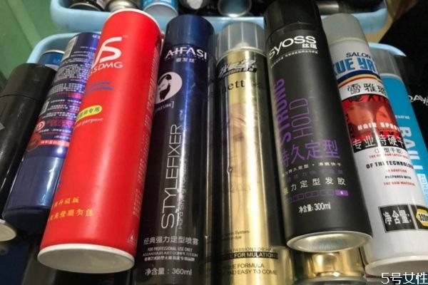 用發膠怎么抓頭發 發膠的正確使用方法