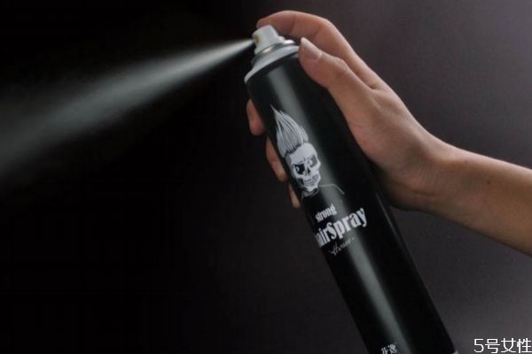 用發膠怎么抓頭發 發膠的正確使用方法