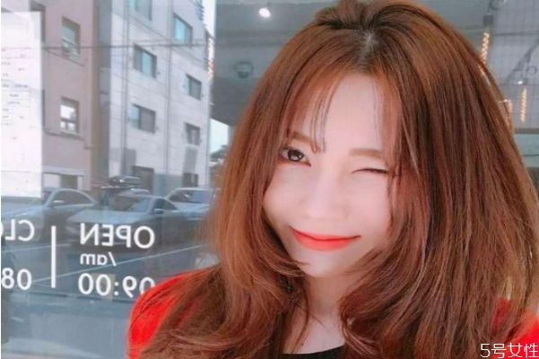 頭發太蓬怎么辦 頭發怎么護理變得柔順