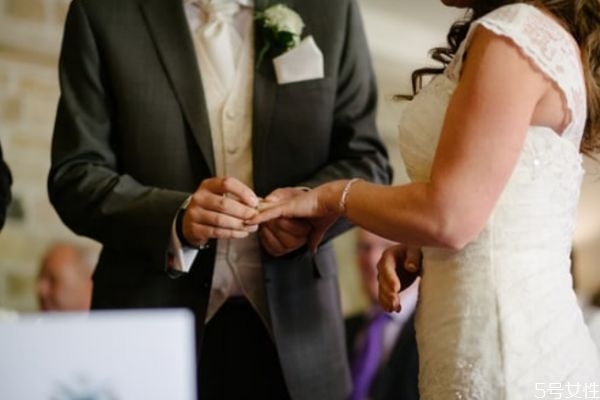 如何做一個優秀的妻子 女人在婚姻中的大忌