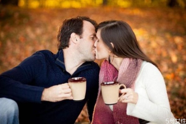 婚后發現對方婚前出軌怎么辦 婚前劈腿的男人婚后會出軌嗎