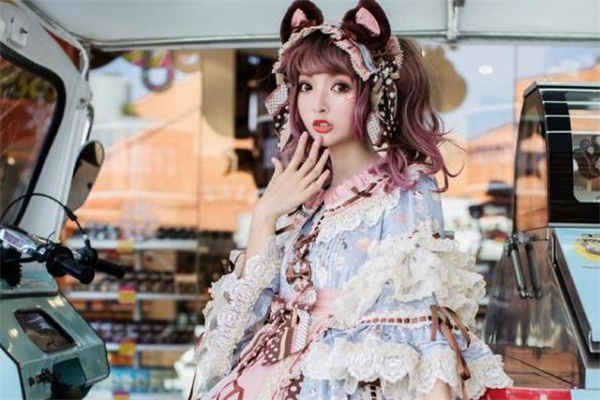 穿lolita扎什么頭發 lolita頭飾怎么戴