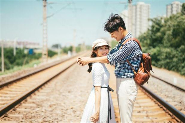 湊合的婚姻比離婚強嗎 湊合的婚姻還有必要繼續嗎