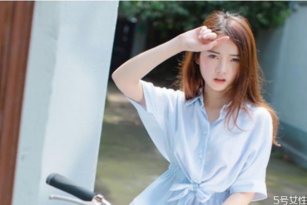頭發(fā)怎么護(hù)理才柔順 護(hù)理頭發(fā)有什么常見(jiàn)誤區(qū)