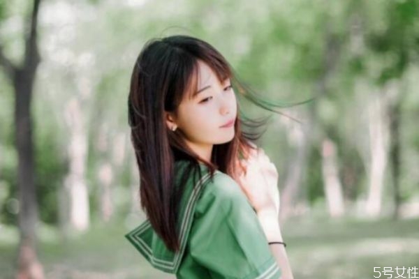 頭發(fā)怎么護(hù)理才柔順 護(hù)理頭發(fā)有什么常見(jiàn)誤區(qū)