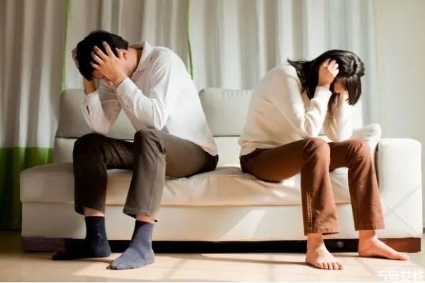 女人經常提離婚是出軌了嗎 女人經常說離婚正常嗎