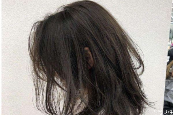 黑茶發色掉色后會變黃嗎 黑茶色掉色以后是什么顏色
