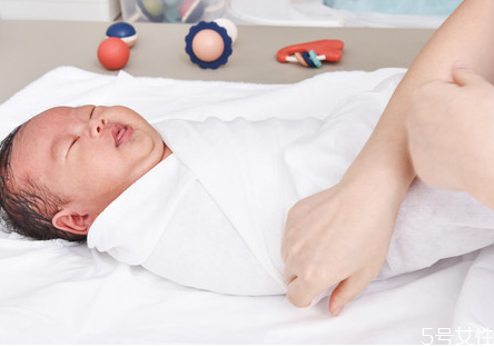 母乳親喂和瓶喂營養一樣嗎 母乳親喂和瓶喂都會瘦嗎 