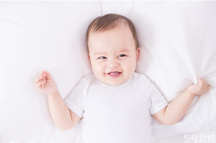 母乳親喂和瓶喂營養一樣嗎 母乳親喂和瓶喂都會瘦嗎 