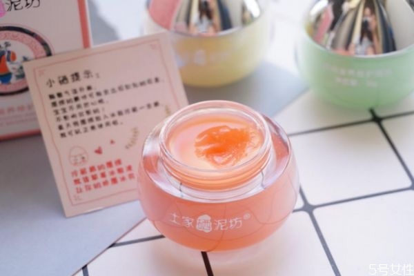 經常使用唇膜會怎么樣 唇膜可以用手涂嗎