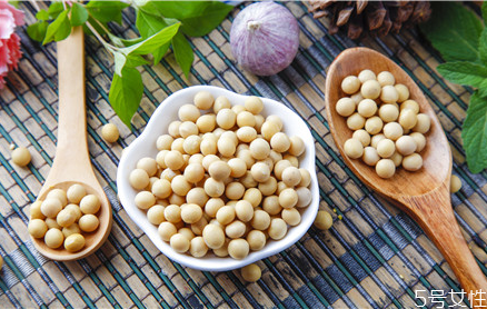 小孩喝豆漿要加糖嗎 小孩喝豆漿的好處和壞處
