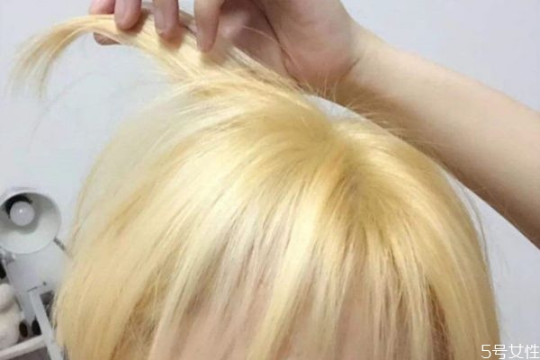 漂發的危害性多大 漂發后當天可以染發嗎