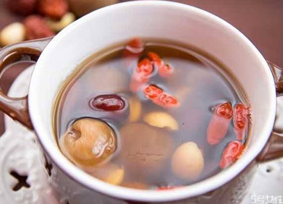 四物湯連續喝幾天最好 怎么搭配四物湯不上火
