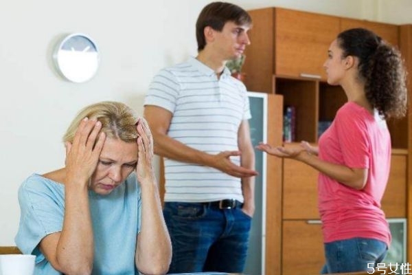 夫妻吵架冷戰怎么讓他主動哄你 男人冷戰時能撐幾天