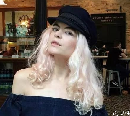 染粉色可以保持多久 粉色頭發會掉成什么顏色