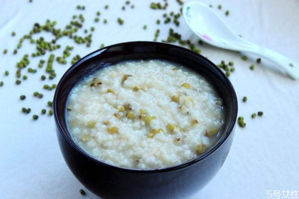 綠豆的功效與作用 綠豆粥的營養價值
