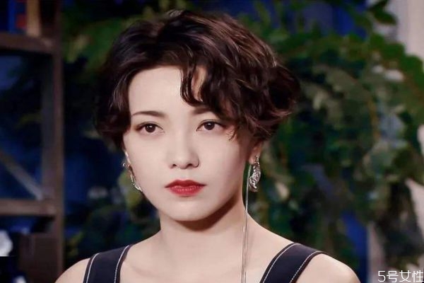 什么人適合港風妝容 港味復古風妝容教程