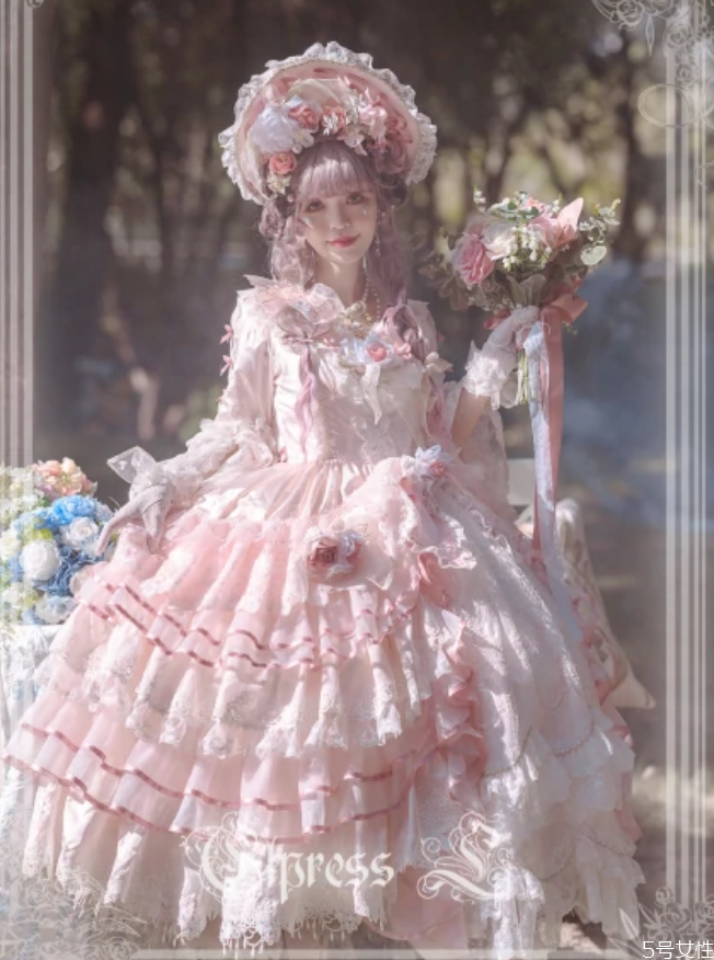 花嫁lolita可以當婚紗嗎 花嫁和婚紗有區別嗎