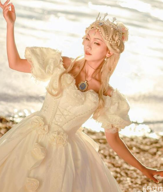 花嫁lolita可以當婚紗嗎 花嫁和婚紗有區別嗎