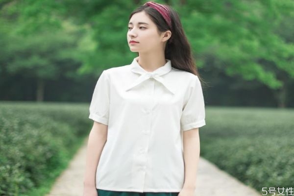 隔年衣服發黃會洗掉嗎 衣服放一年發黃了怎么洗