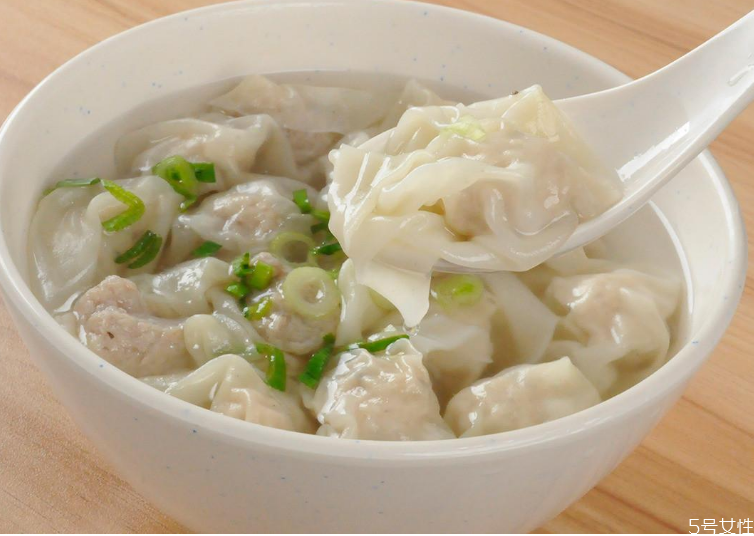抄手是什么東西 抄手和餛飩的區別