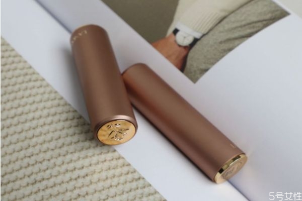 蘭蔻196粉金管和黑管的區別 蘭蔻196紅管和黑管區別