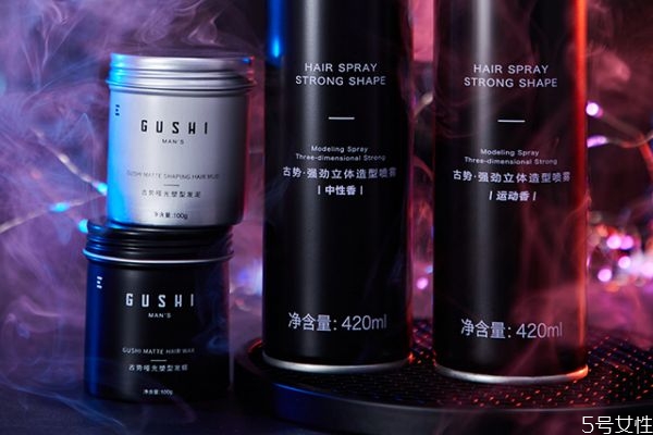 頭發噴了定型水能過夜嗎 定型水對頭皮的傷害