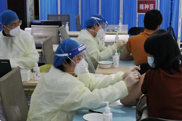 打新冠疫苗可以吃西瓜嗎 打完新冠疫苗忌吃發物嗎