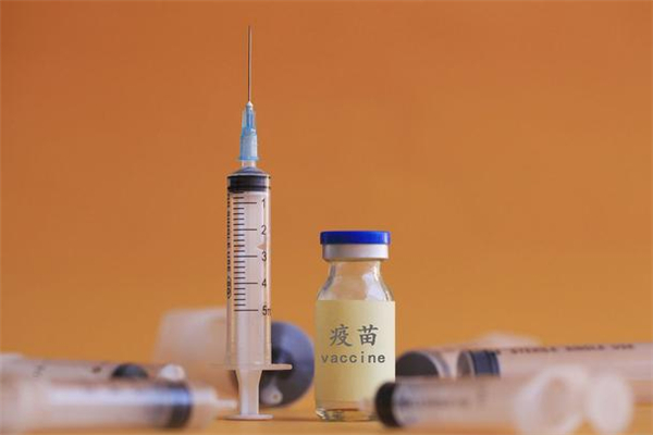 打新冠疫苗后腿疼是怎么回事 打新冠疫苗后腿上出現紅疙瘩