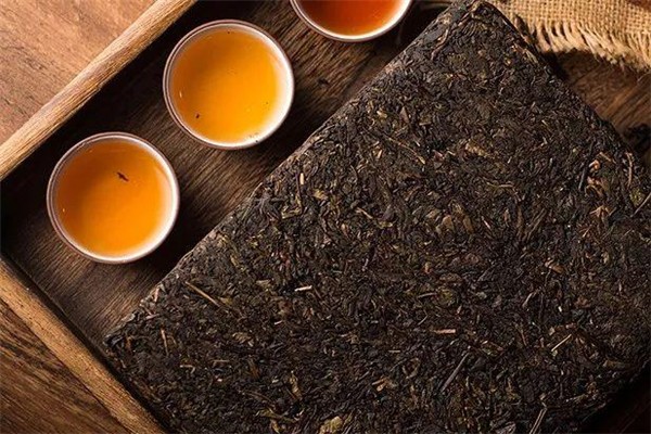黑茶買散茶還是磚茶 黑茶散茶和磚茶的區別