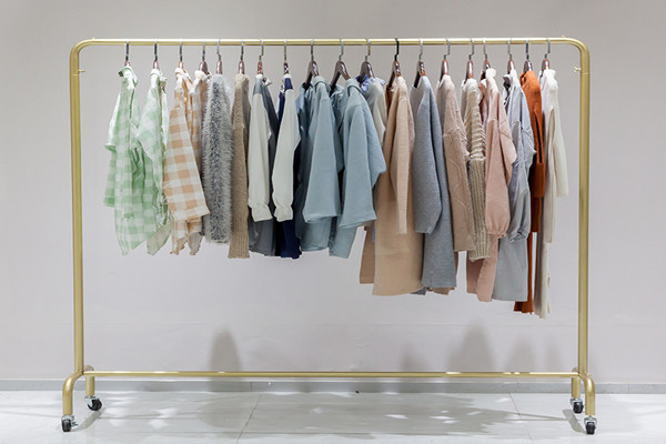 發霉的衣服會傳染別的衣服嗎 衣服發霉怎么消毒
