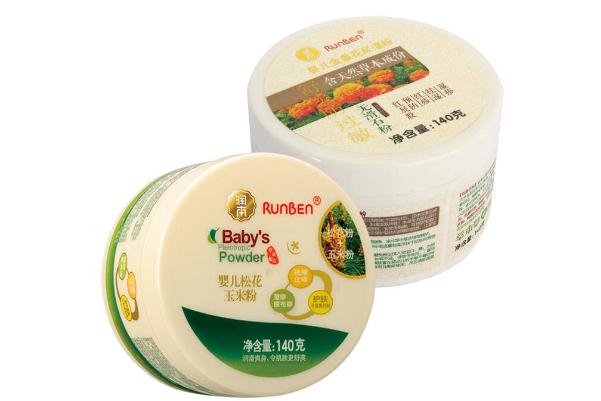 痱子粉可以擦紅屁股嗎 痱子粉可以撲頭發嗎