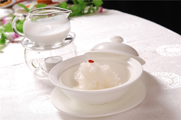 燕窩燉久了會化成水嗎 燕窩燉久了化成水還有營養嗎