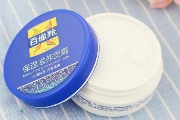 面霜和乳霜的區別是什么 面霜和精華哪個重要