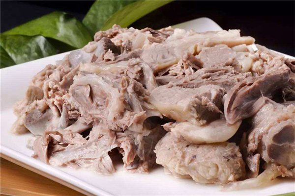 羊肉適合什么季節吃 羊肉在冬天吃有什么好處
