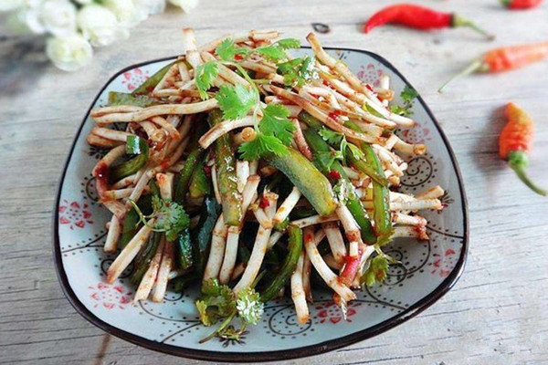 魚腥草發綠了還能吃嗎 魚腥草發黑了能吃嗎