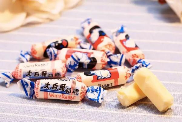 大白兔奶糖對身體的危害 為什么現在的大白兔奶糖變硬了不甜了