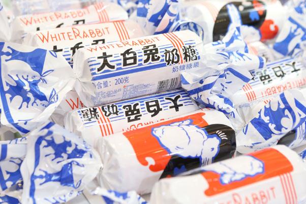 大白兔奶糖對身體的危害 為什么現在的大白兔奶糖變硬了不甜了