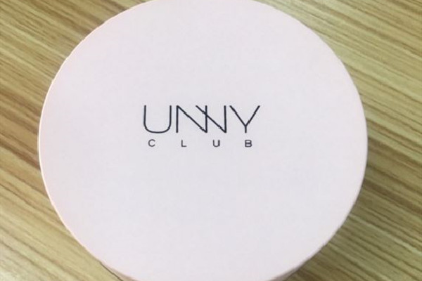 unny散粉真假辨別 unny散粉生產日期在哪里