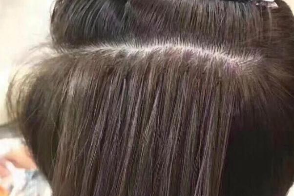 接頭發可以自己洗頭發么 接頭發可以燙發嗎