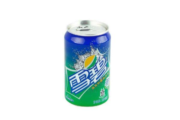 雪碧會導致骨質疏松嗎 雪碧會腐蝕牙齒嗎