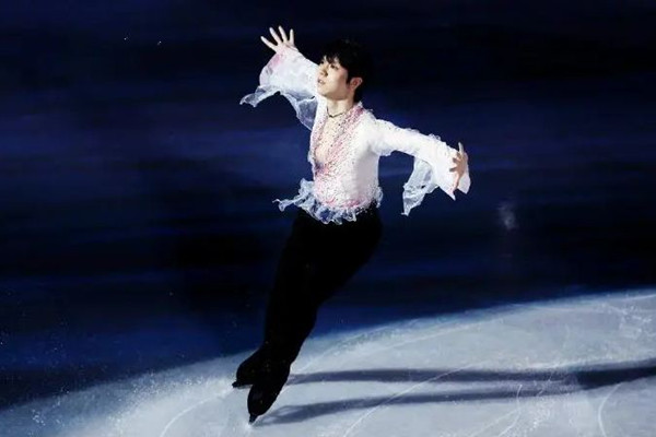 羽生結(jié)弦說(shuō)這是此生最受力挺比賽 北京冬奧會(huì)結(jié)束后還能買到冰墩