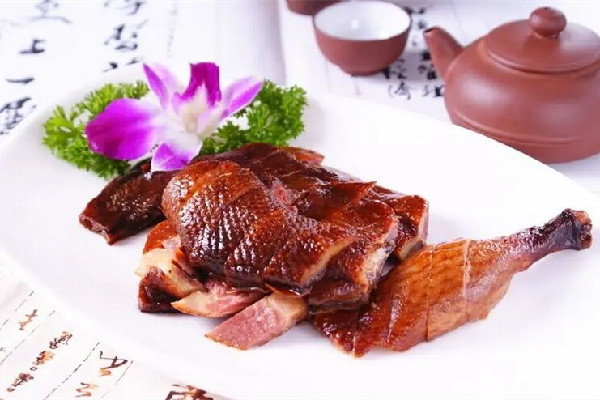鴨肉和雞肉哪個熱量高 鴨肉和雞肉哪個有營養價值